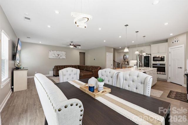 10258 Paper Birch Drive, Charlotte, NC 28215