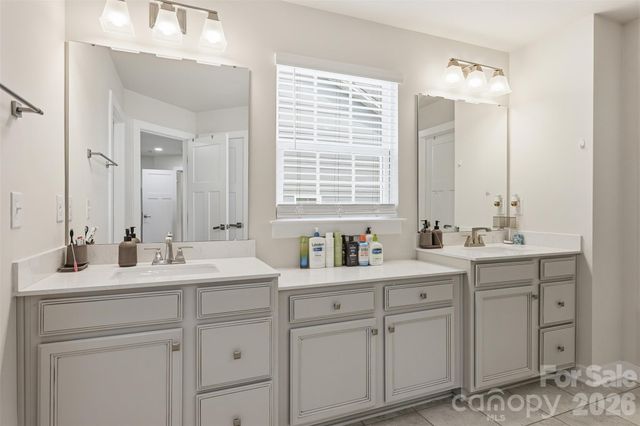 10258 Paper Birch Drive, Charlotte, NC 28215