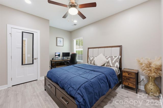 10258 Paper Birch Drive, Charlotte, NC 28215