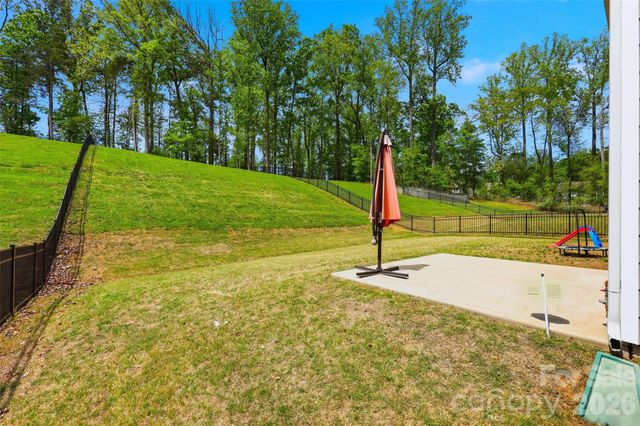 10258 Paper Birch Drive, Charlotte, NC 28215