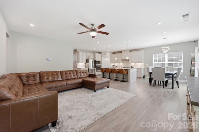 10258 Paper Birch Drive, Charlotte, NC 28215