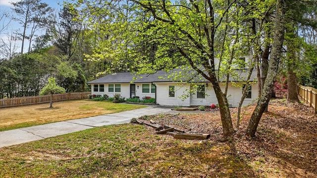 3785 Somerset Drive SW, Marietta, GA 30064