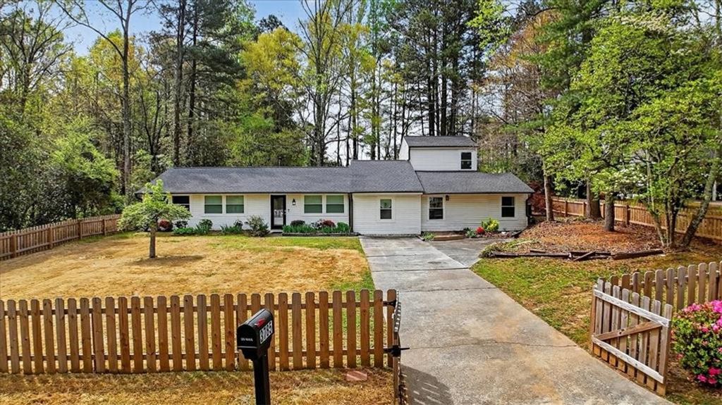 3785 Somerset Drive SW, Marietta, GA 30064