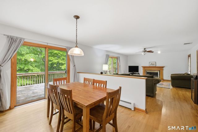 131 Hanover Road, Newtown, CT 06470
