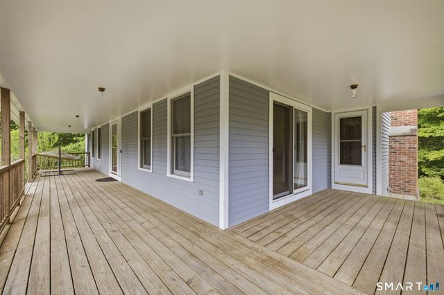 131 Hanover Road, Newtown, CT 06470