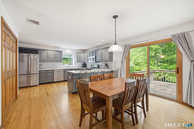 131 Hanover Road, Newtown, CT 06470