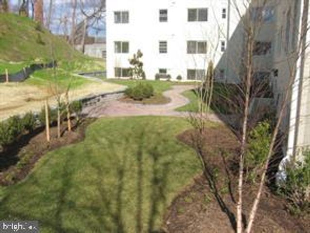 1501 27TH ST SE #104, Washington, DC 20020