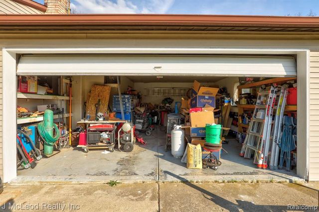 9975 Tuscola Road, Clio, MI 48420