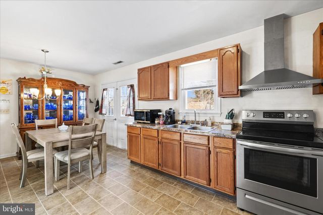 200 TULIP PL, Seaford, DE 19973