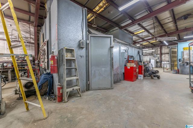 932 W 10TH STREET, Anniston, AL 36201