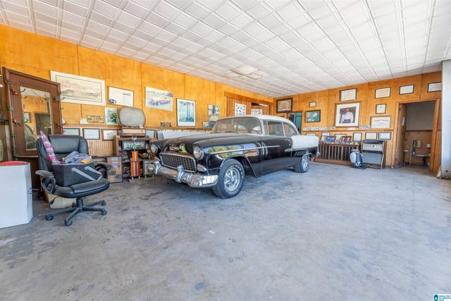 932 W 10TH STREET, Anniston, AL 36201