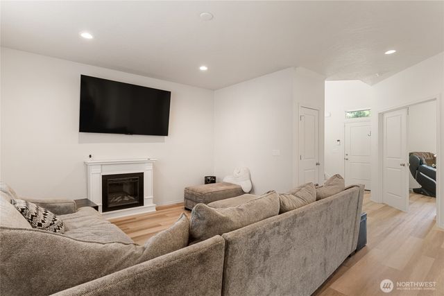 414 N Washington Street, Moses Lake, WA 98837