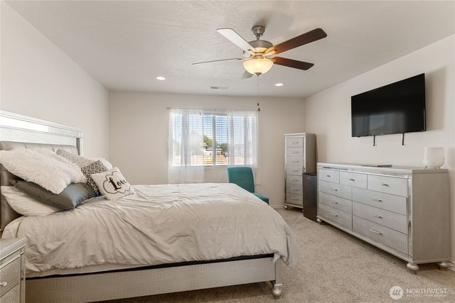 414 N Washington Street, Moses Lake, WA 98837