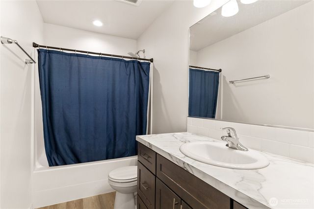 414 N Washington Street, Moses Lake, WA 98837