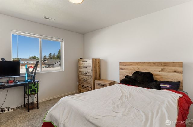 414 N Washington Street, Moses Lake, WA 98837