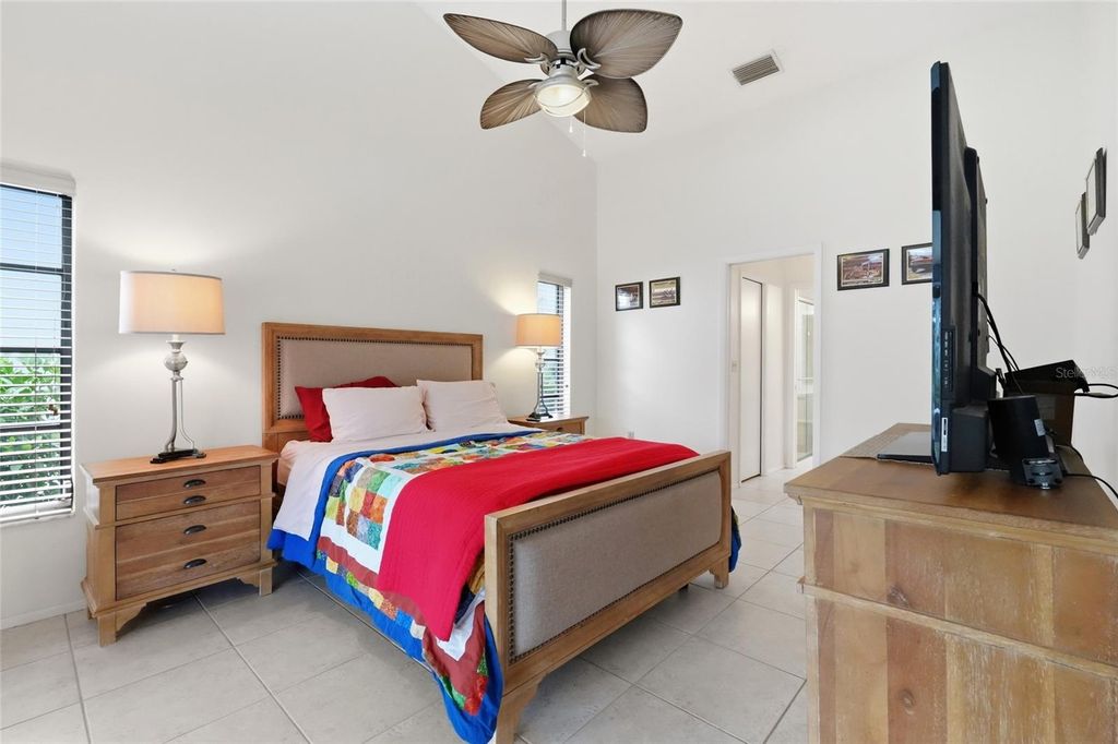 Image 30 of property listing at 4523 4TH AVENUE NE, Bradenton, FL 34208