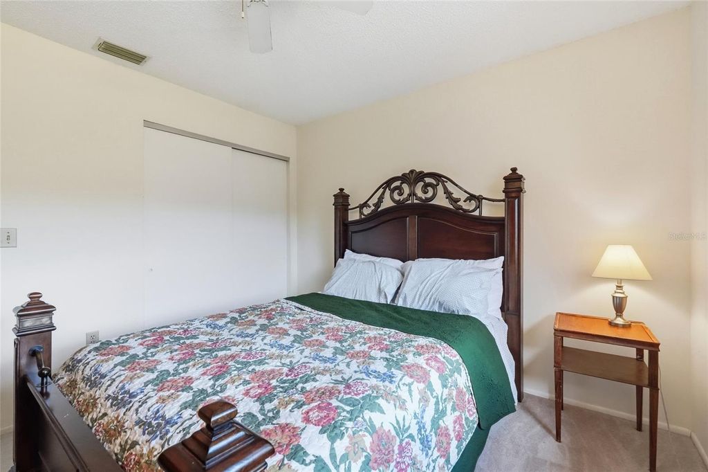 Image 34 of property listing at 4523 4TH AVENUE NE, Bradenton, FL 34208