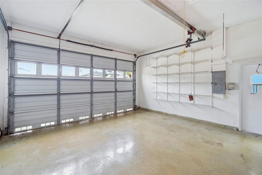 Image 40 of property listing at 4523 4TH AVENUE NE, Bradenton, FL 34208