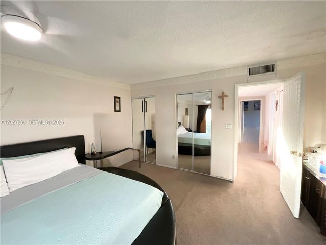 1502 NW 90th Way 1502, Pembroke Pines, FL 33024
