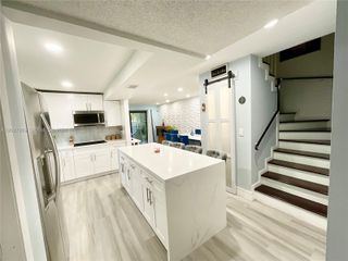1502 NW 90th Way 1502, Pembroke Pines, FL 33024