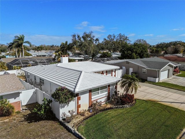 13565 86TH AVENUE, Seminole, FL 33776