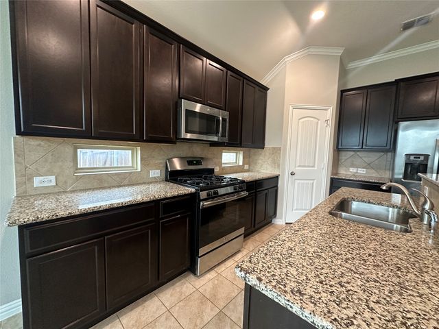 14608 Viking Lane, Fort Worth, TX 76052