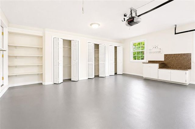 1683 Oak Ridge Circle SW, Stone Mountain, GA 30087