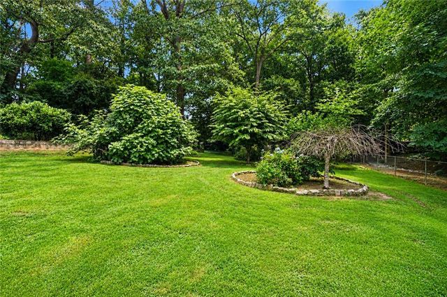 1683 Oak Ridge Circle SW, Stone Mountain, GA 30087