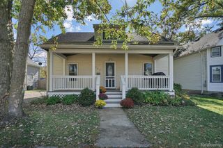 345 Turrill Avenue, Lapeer, MI 48446