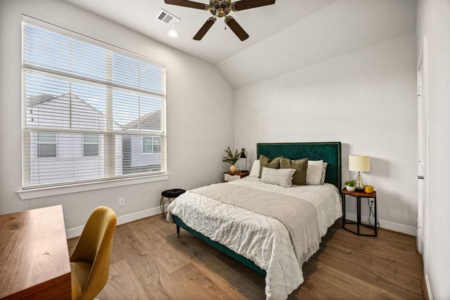 8817 Hollister Pine Court, Houston, TX 77080