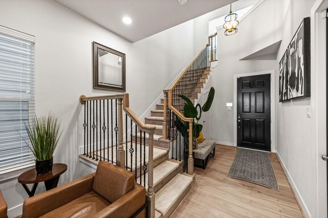 8817 Hollister Pine Court, Houston, TX 77080