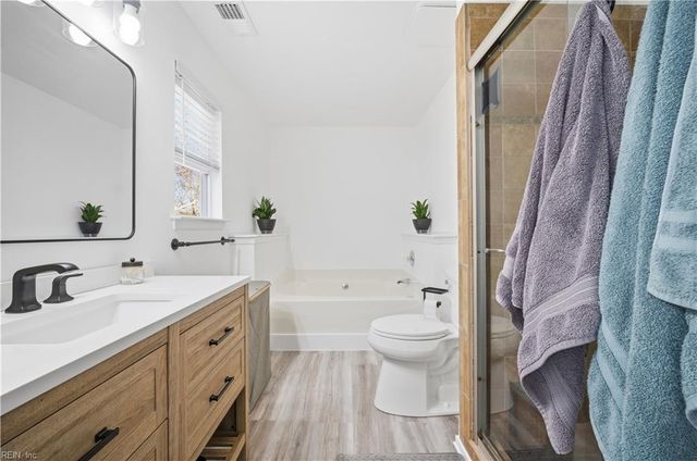 2548 Farmworth TRL, Virginia Beach, VA 23456