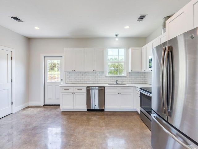 500 Harmon Hills CV N, Dripping Springs, TX 78620