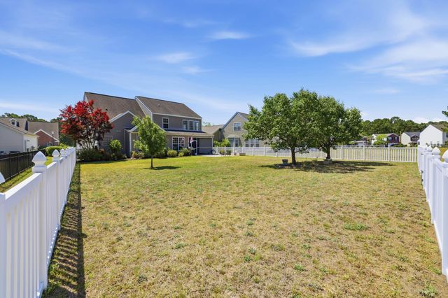 3365 Picket Fence Ln., Myrtle Beach, SC 29579