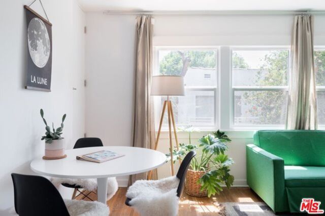 1933 KENT Street, Los Angeles, CA 90026