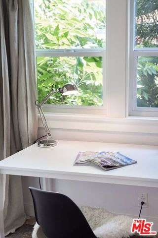 1933 KENT Street, Los Angeles, CA 90026