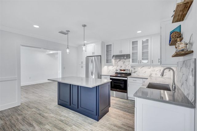 4321 SUNRISE DRIVE S, St Petersburg, FL 33705