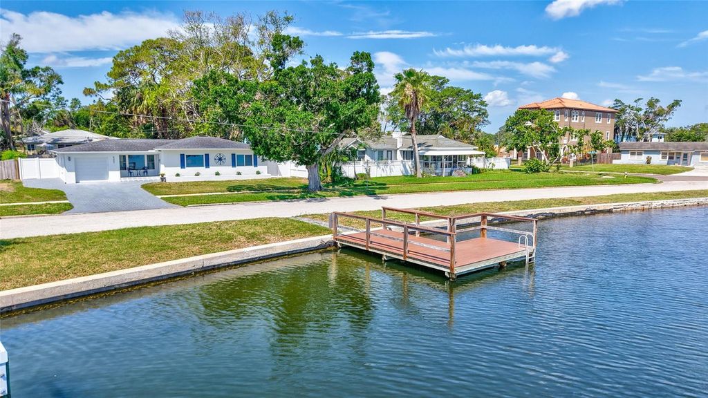 4321 SUNRISE DRIVE S, St Petersburg, FL 33705