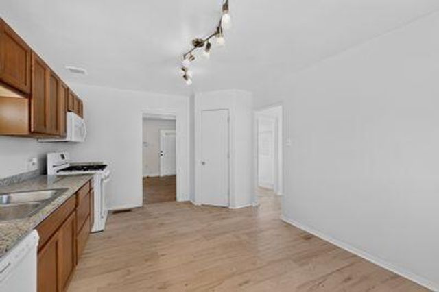 705 Palomas Drive SE, Albuquerque, NM 87108