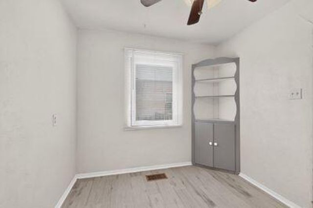 705 Palomas Drive SE, Albuquerque, NM 87108