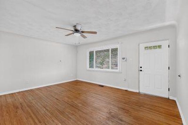 705 Palomas Drive SE, Albuquerque, NM 87108