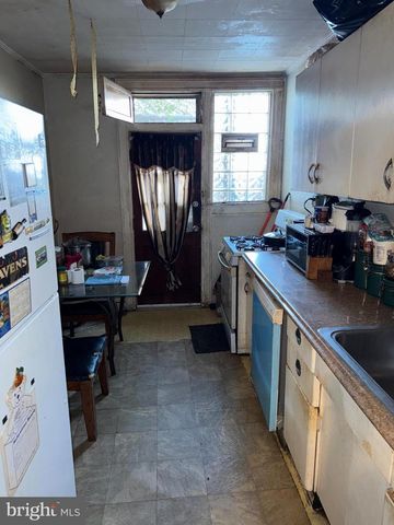 3113 CHESTERFIELD AVE, Baltimore, MD 21213