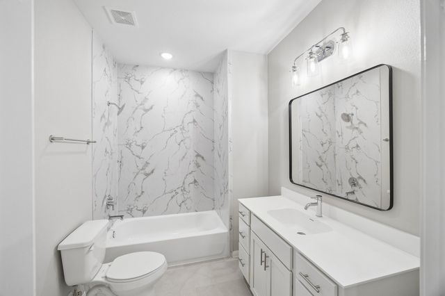 208 Clark Meadows Lane, Houston, TX 77076