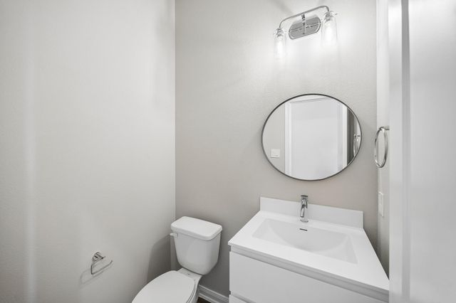 208 Clark Meadows Lane, Houston, TX 77076