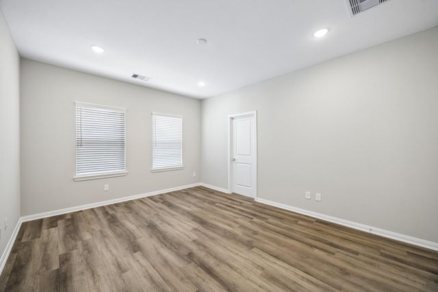 208 Clark Meadows Lane, Houston, TX 77076