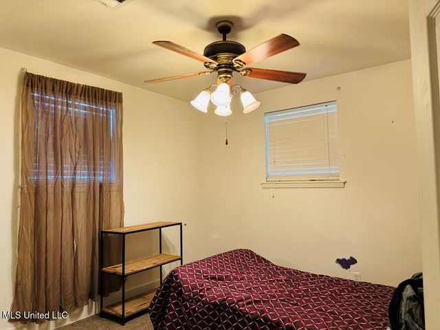 216 S Green Avenue, Picayune, MS 39466