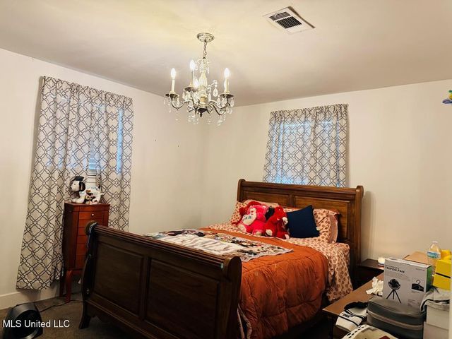 216 S Green Avenue, Picayune, MS 39466