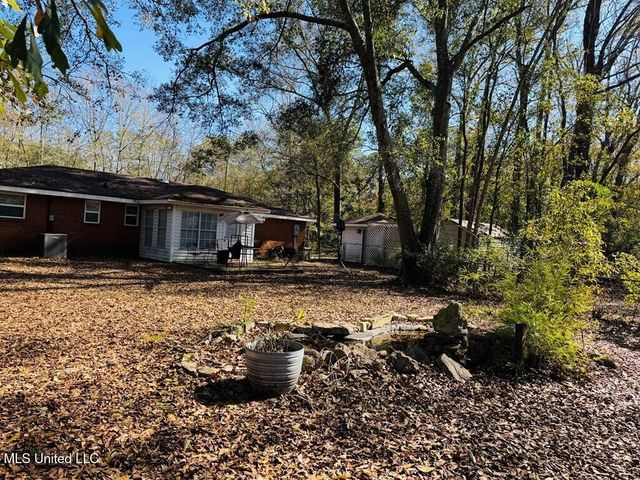 216 S Green Avenue, Picayune, MS 39466