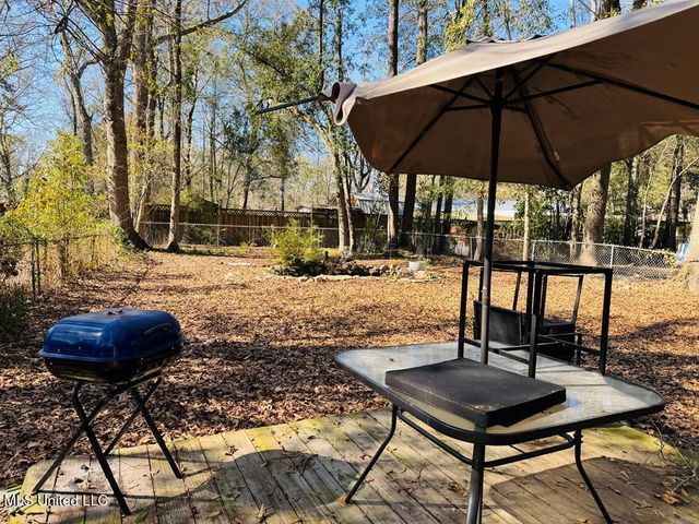 216 S Green Avenue, Picayune, MS 39466