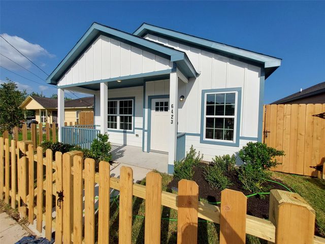 6423 Paris Street, Houston, TX 77021